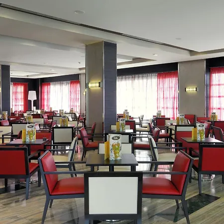 Elba Carlota & Golf Resort