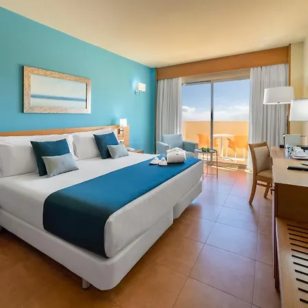 Elba Carlota & Golf منتجع