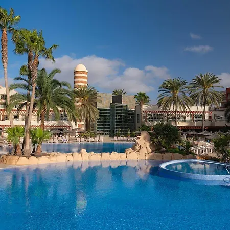 Elba Carlota & Golf 4* كاليتا ذي فوستي