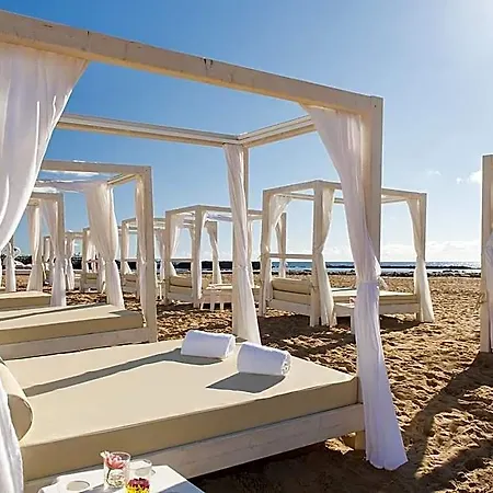 Elba Carlota & Golf Station touristique
