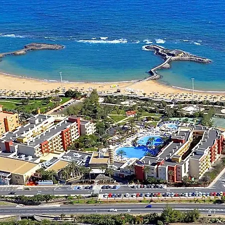 Elba Carlota & Golf 4*