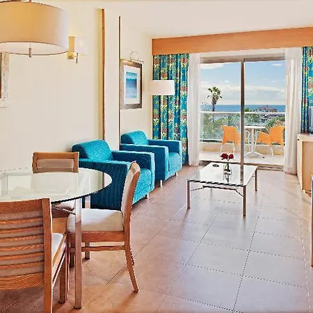 Elba Carlota & Golf منتجع 4*